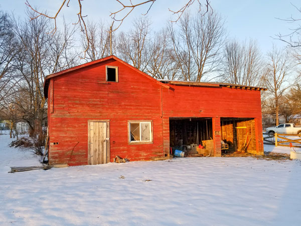 redbarn-before-3